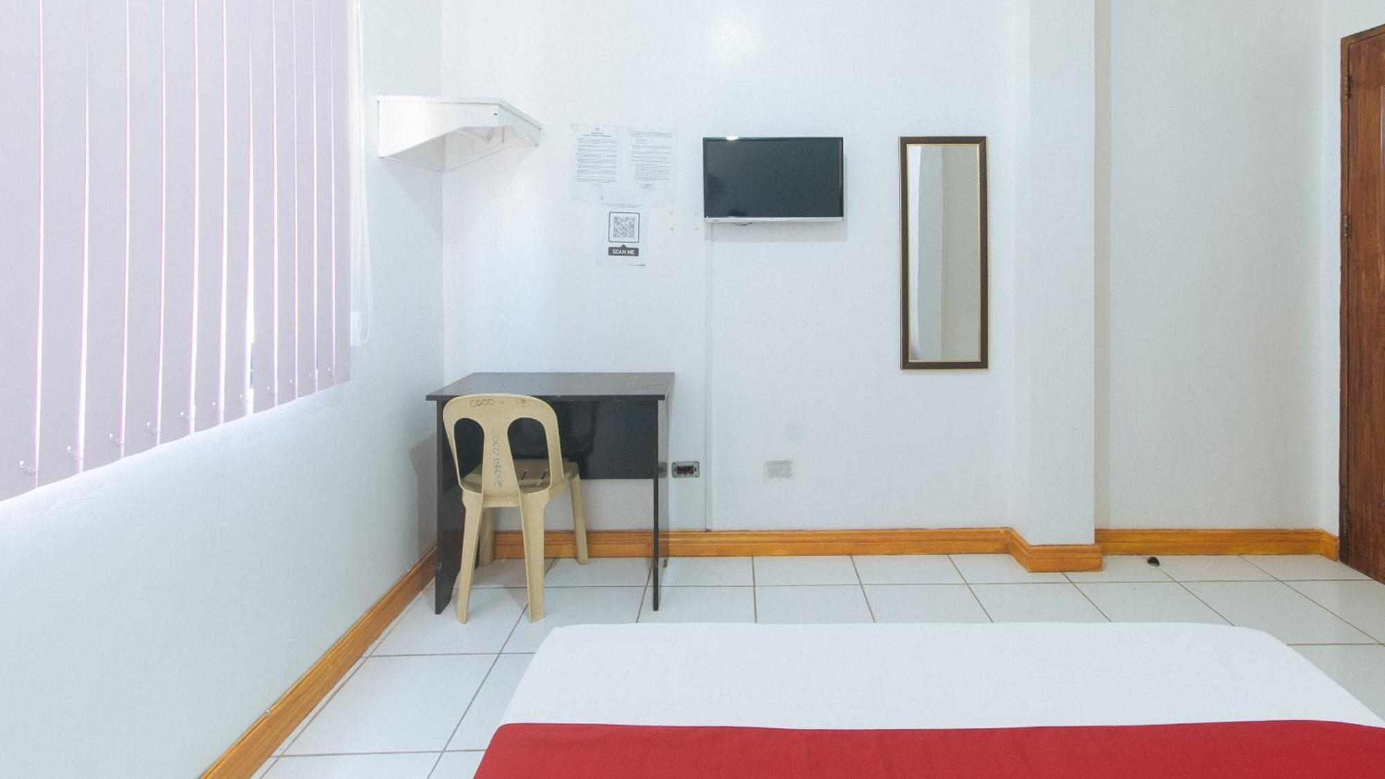 Reddoorz At Coco Grove Tourist Inn Panglao Exterior photo