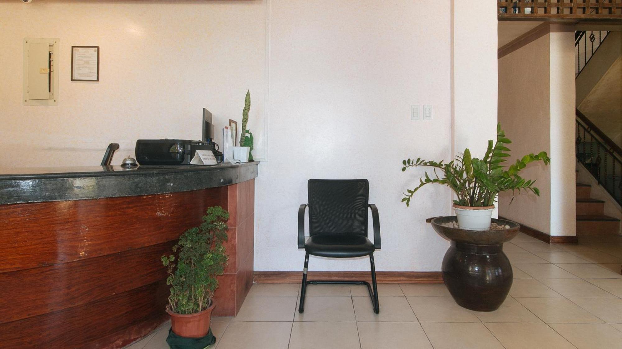 Reddoorz At Coco Grove Tourist Inn Panglao Exterior photo