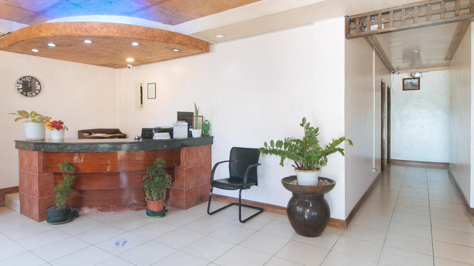 Reddoorz At Coco Grove Tourist Inn Panglao Exterior photo