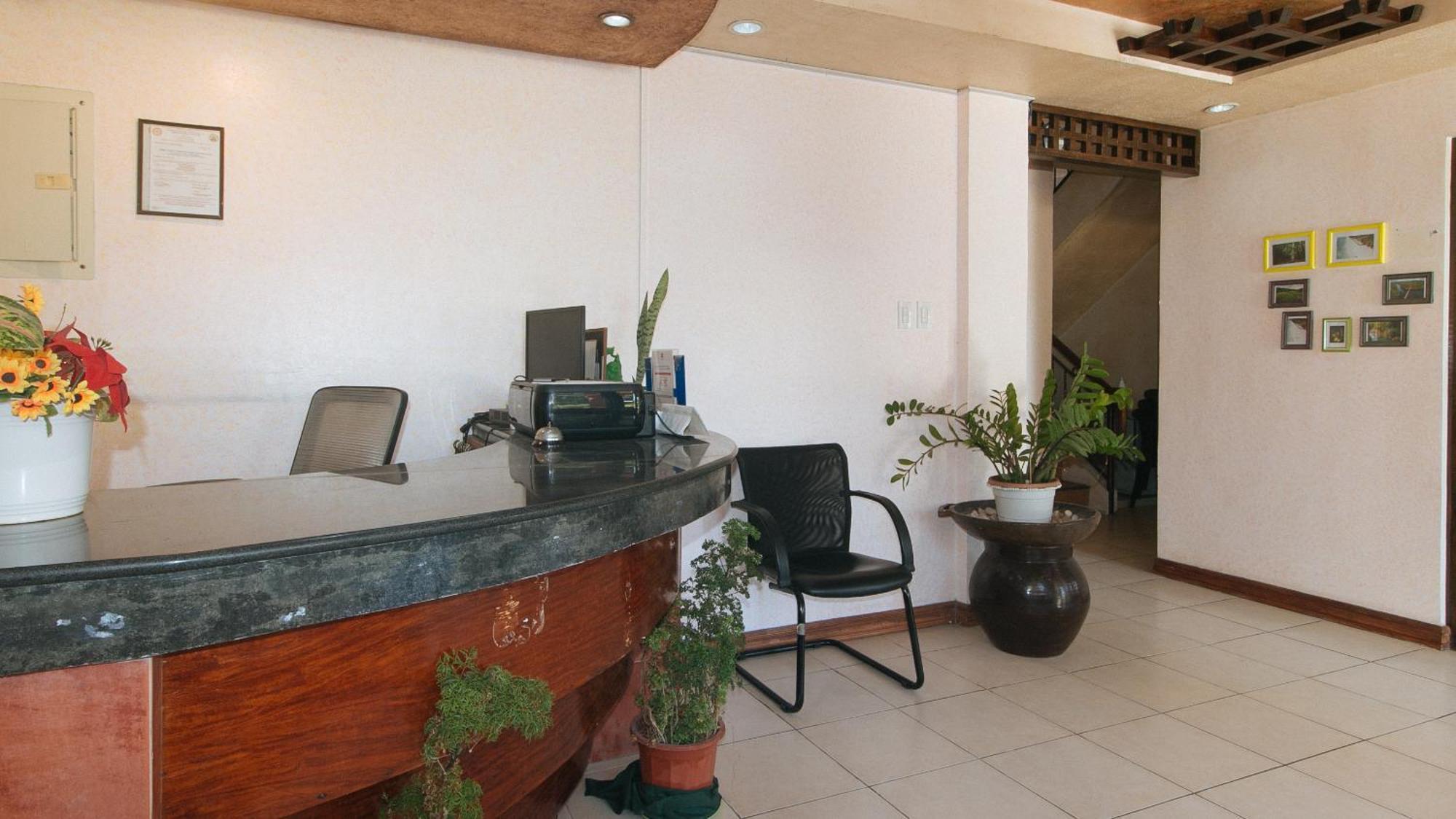 Reddoorz At Coco Grove Tourist Inn Panglao Exterior photo