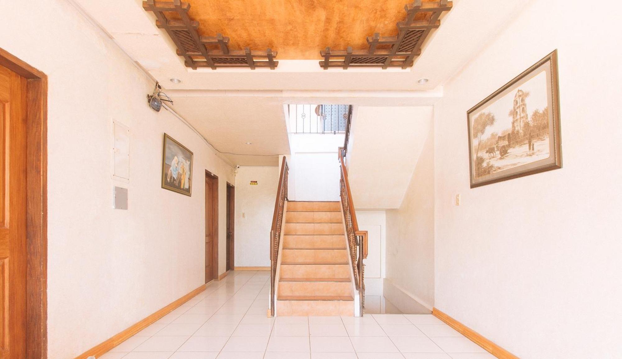 Reddoorz At Coco Grove Tourist Inn Panglao Exterior photo
